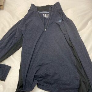 New balance thin sweatshirt large